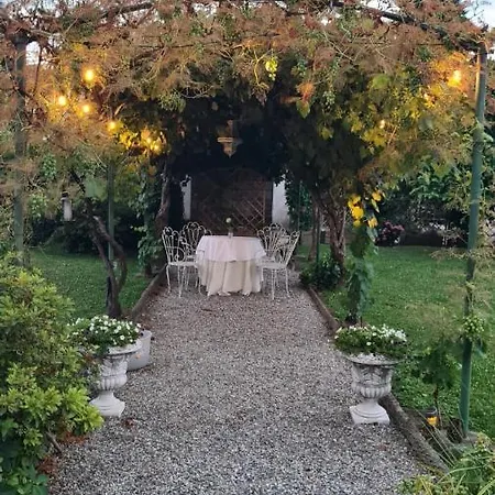 Dragonfly Bianca Bed & Breakfast 3*